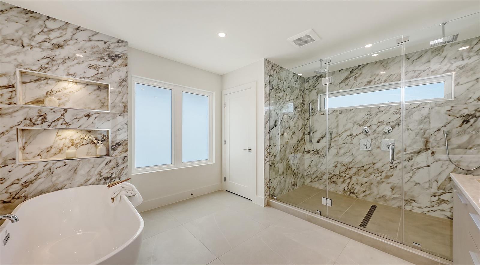 RUSTIC LODGE - Residential