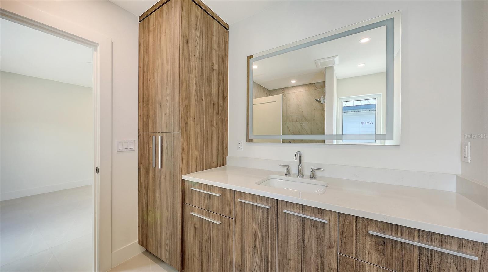 RUSTIC LODGE - Residential