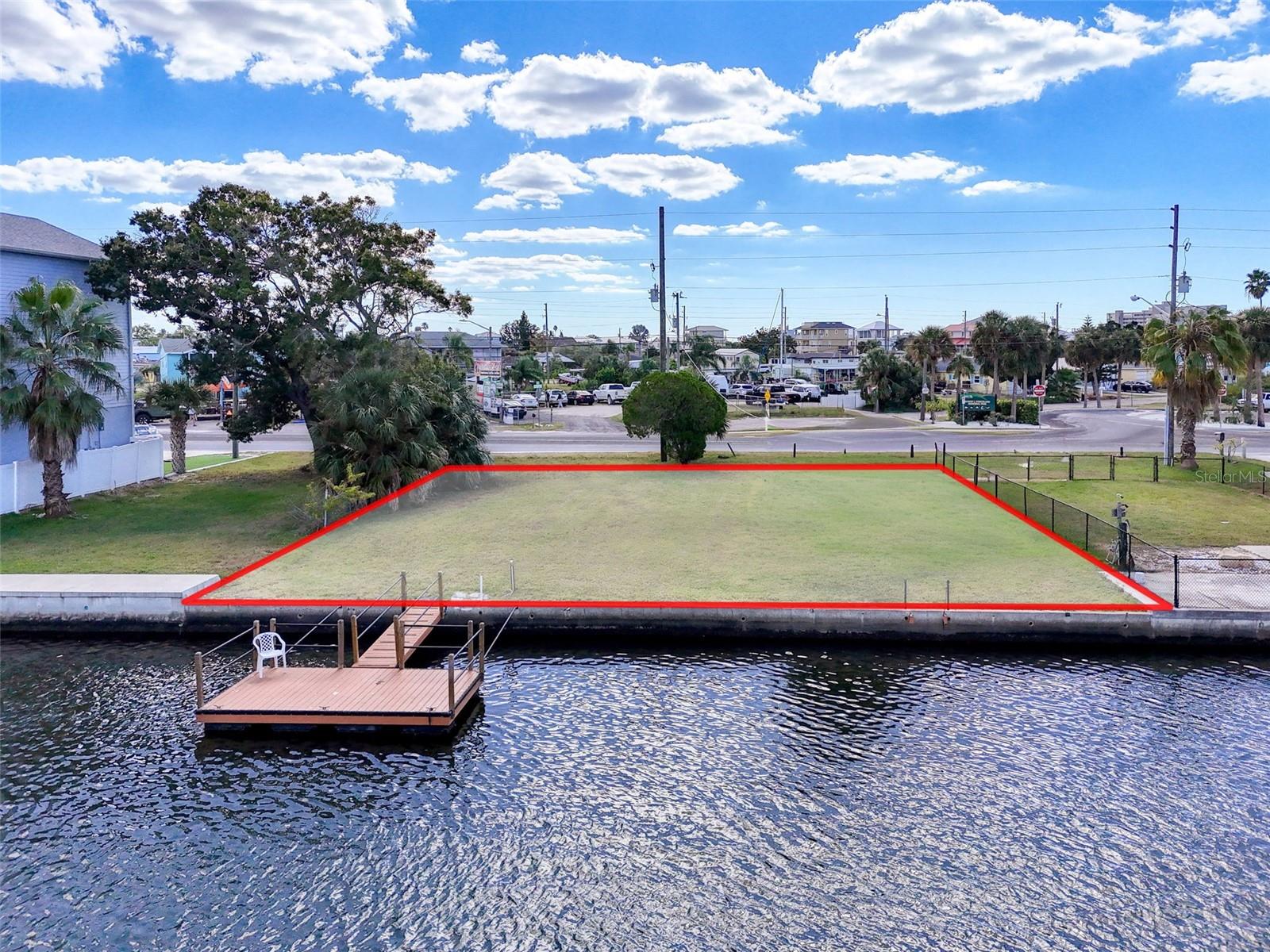 HUDSON BEACH ESTATES - Land