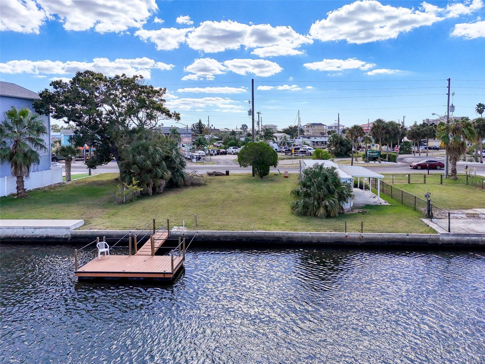 HUDSON BEACH ESTATES - Land