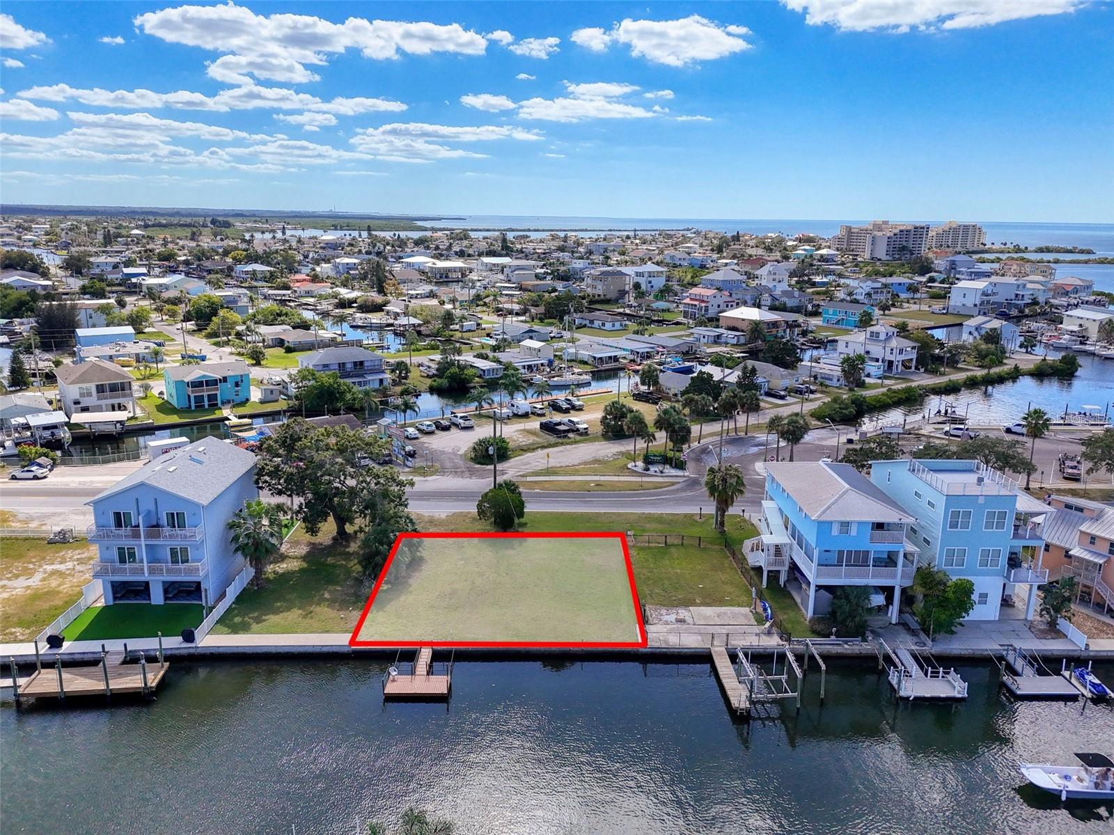 HUDSON BEACH ESTATES - Land