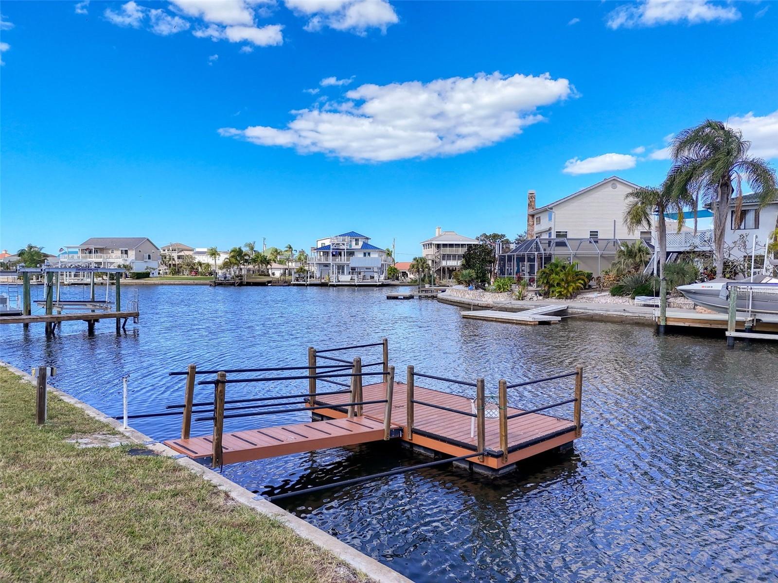 HUDSON BEACH ESTATES - Land