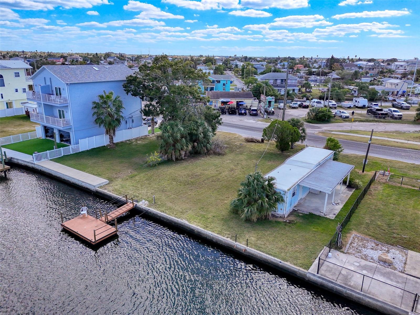 HUDSON BEACH ESTATES - Land