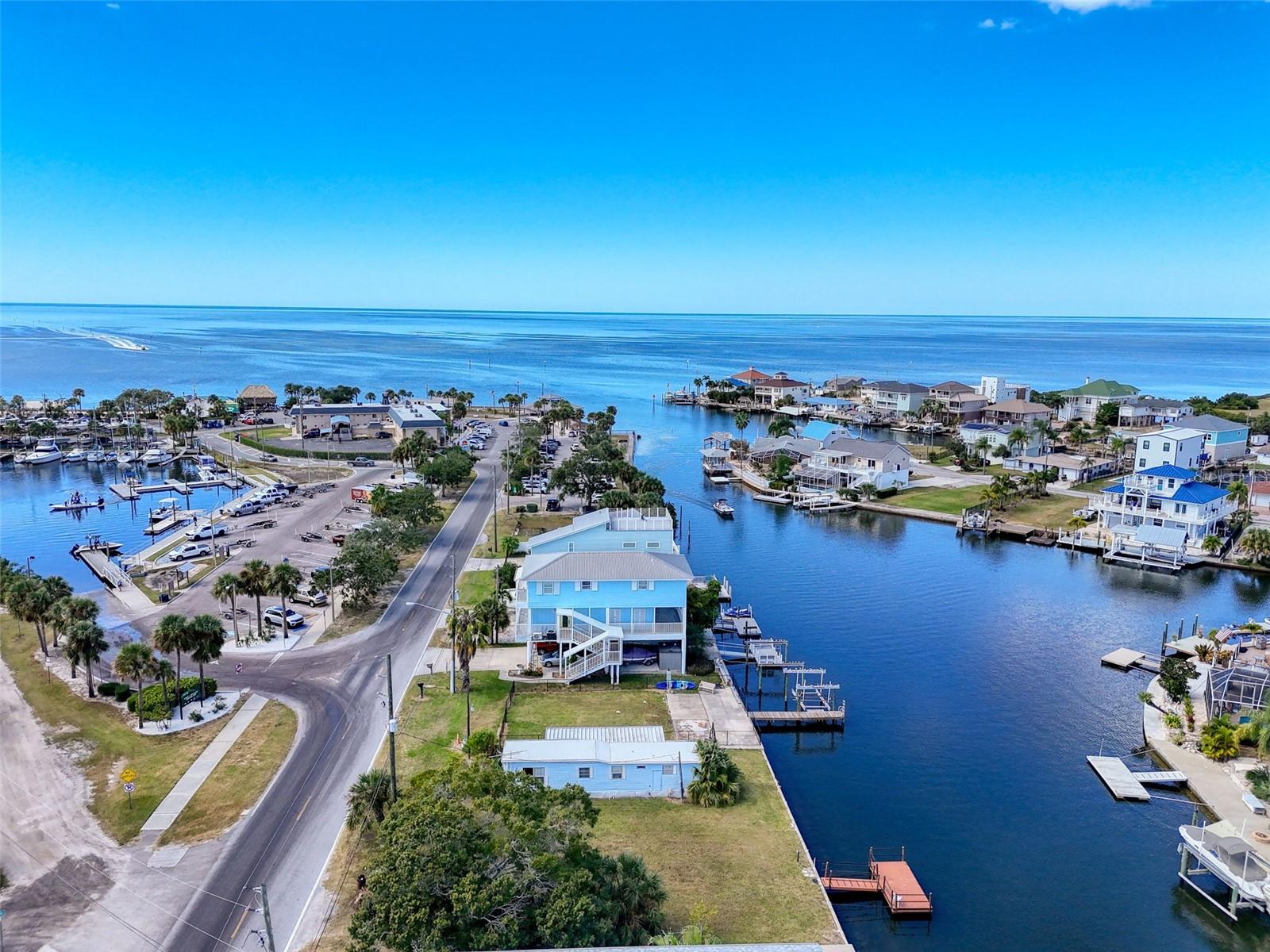 HUDSON BEACH ESTATES - Land