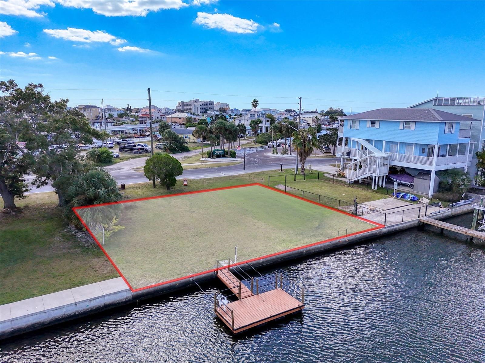 HUDSON BEACH ESTATES - Land