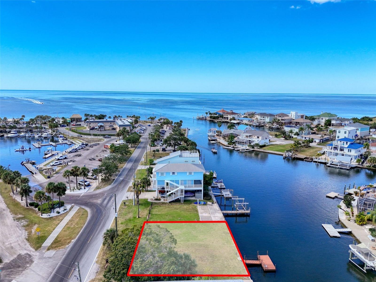 HUDSON BEACH ESTATES - Land