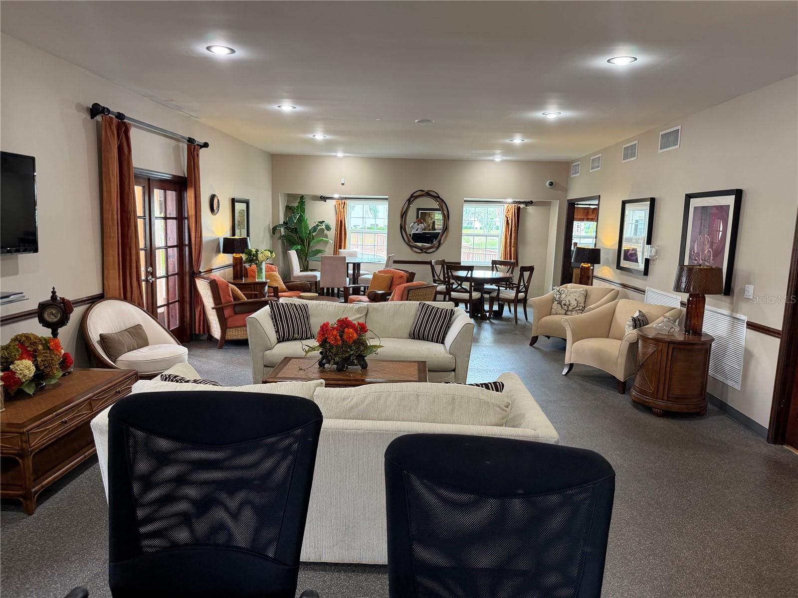 THE GRAND AT OLDE CARROLLWOOD - Residential