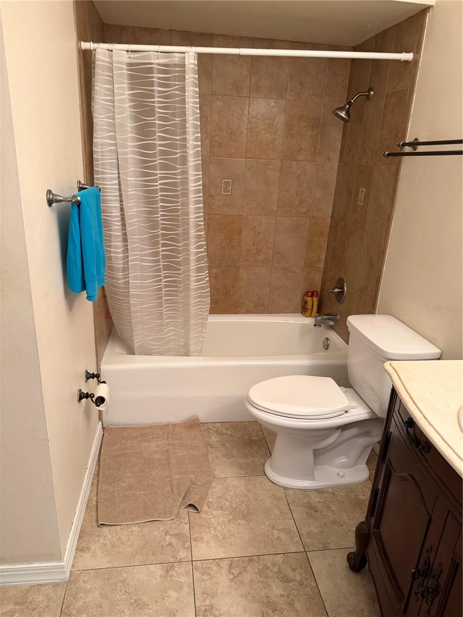 THE GRAND AT OLDE CARROLLWOOD - Residential