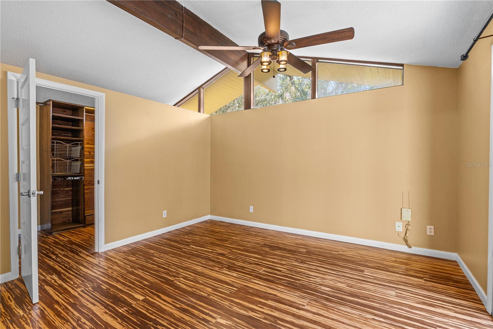 TOMOKA OAKS COUNTRY CLUB ESTATES - Residential