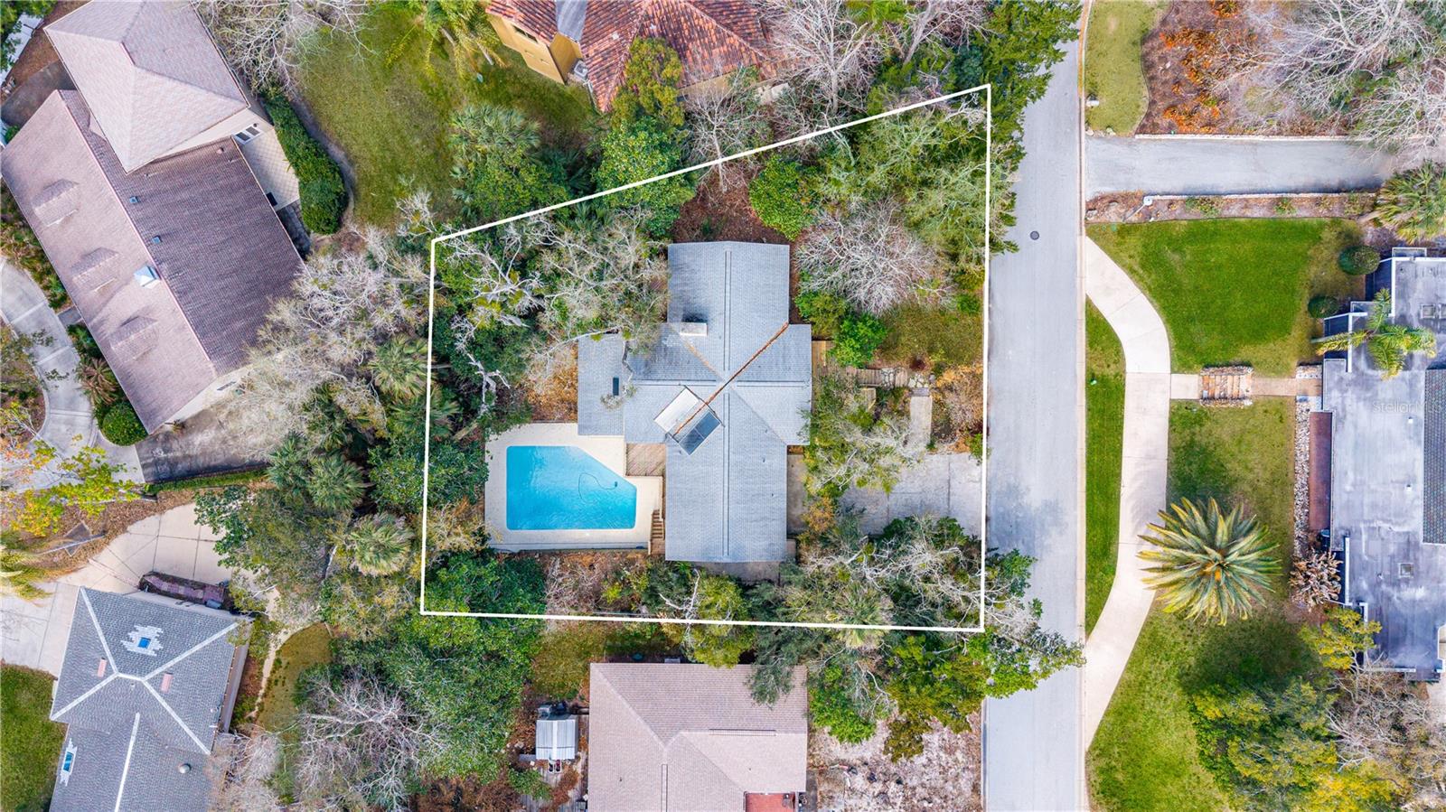 TOMOKA OAKS COUNTRY CLUB ESTATES - Residential