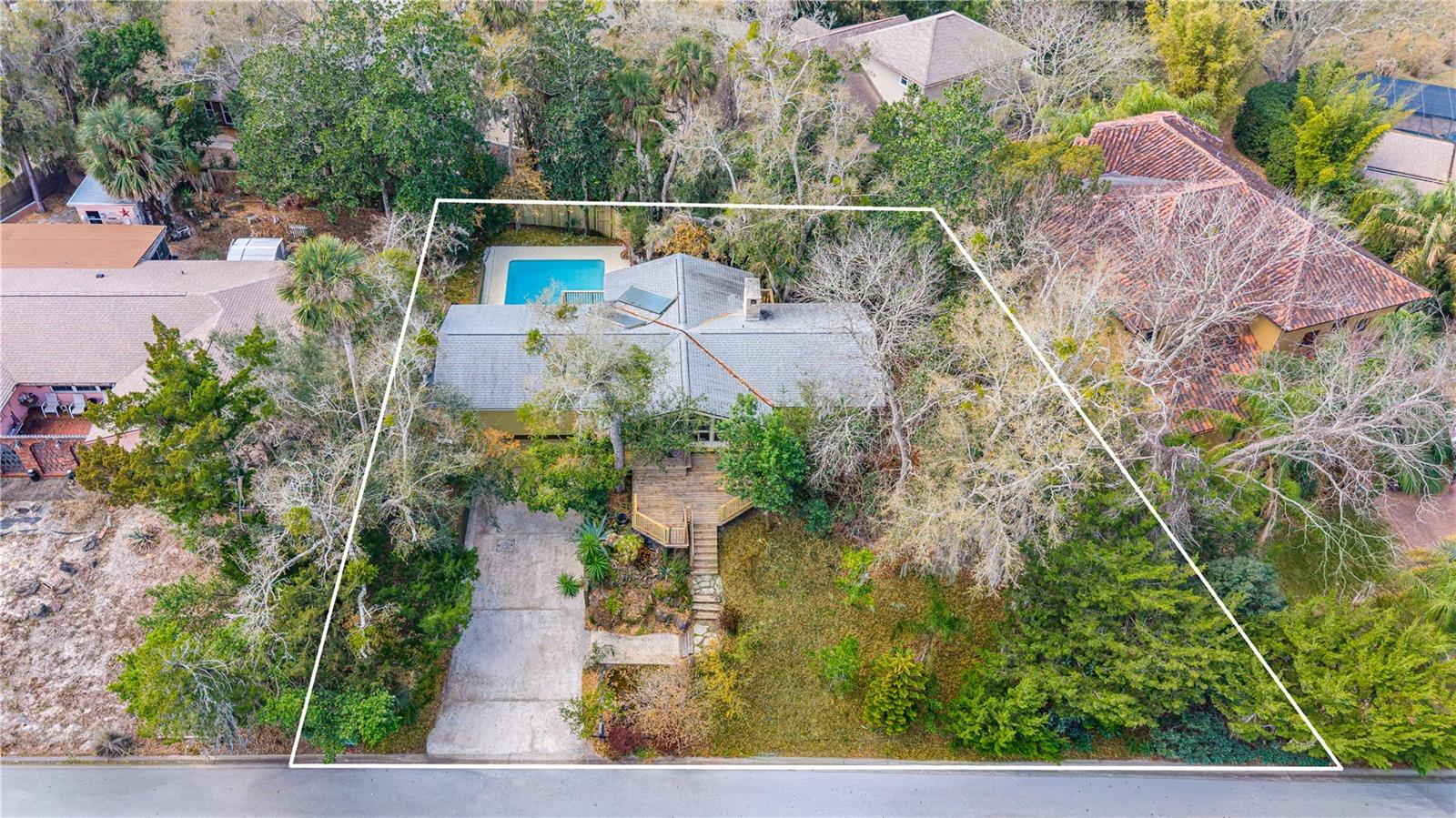 TOMOKA OAKS COUNTRY CLUB ESTATES - Residential