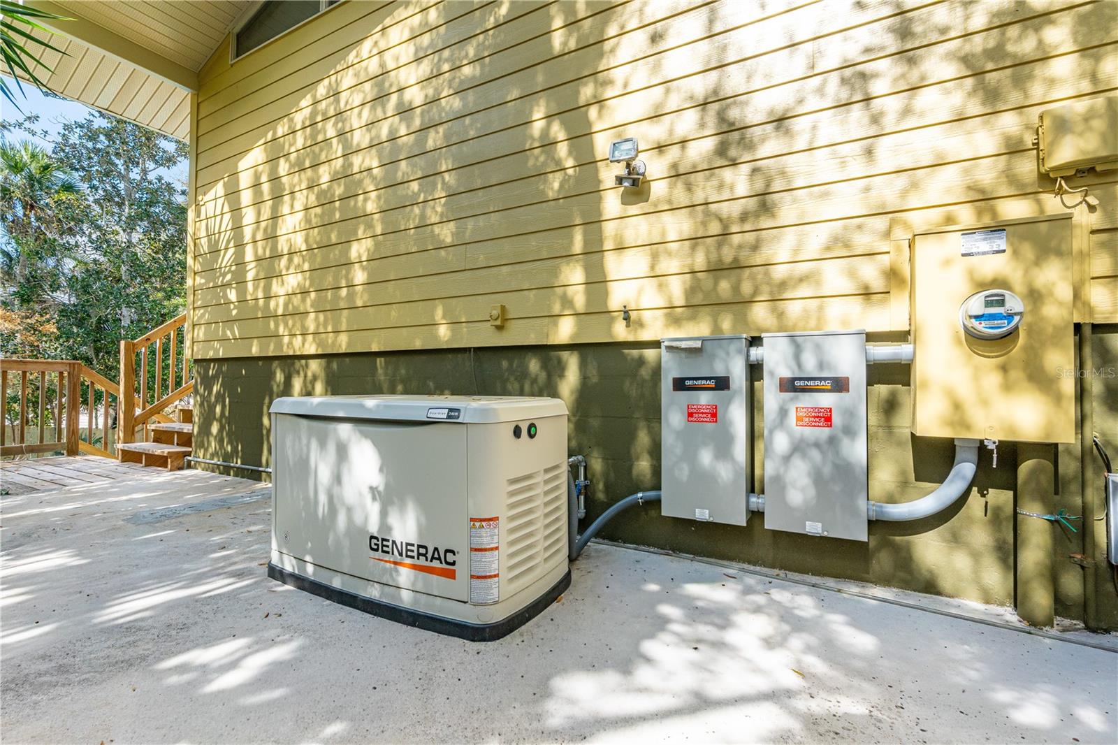 TOMOKA OAKS COUNTRY CLUB ESTATES - Residential