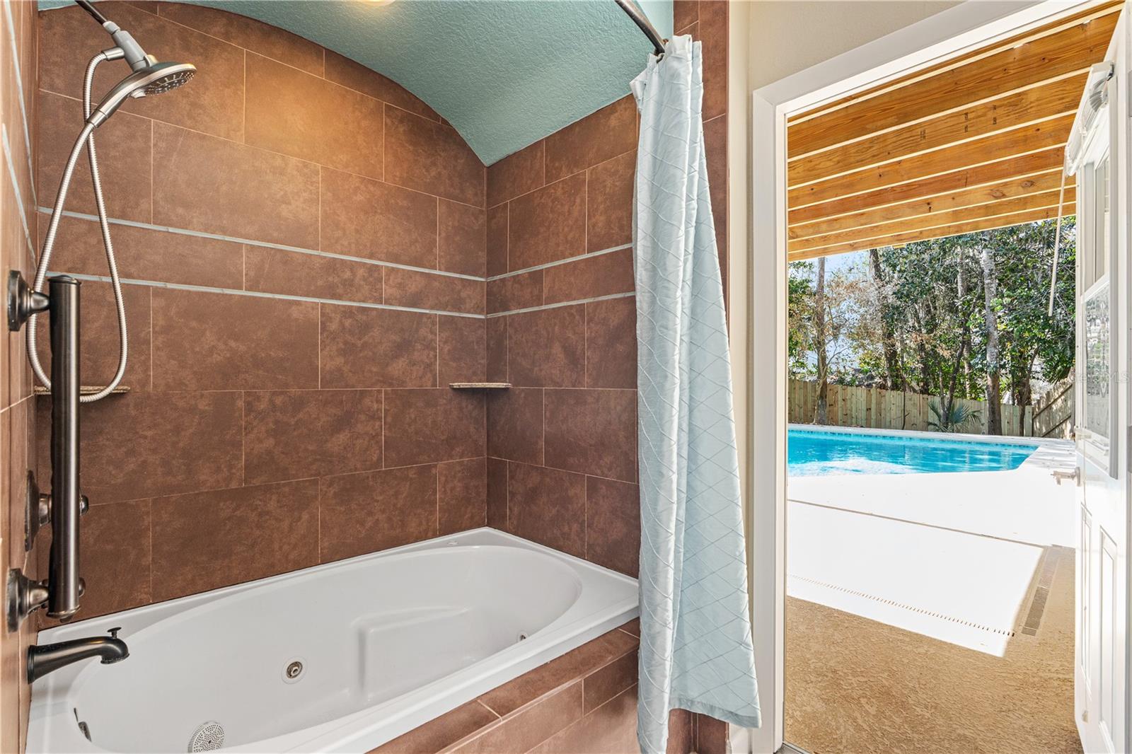 TOMOKA OAKS COUNTRY CLUB ESTATES - Residential