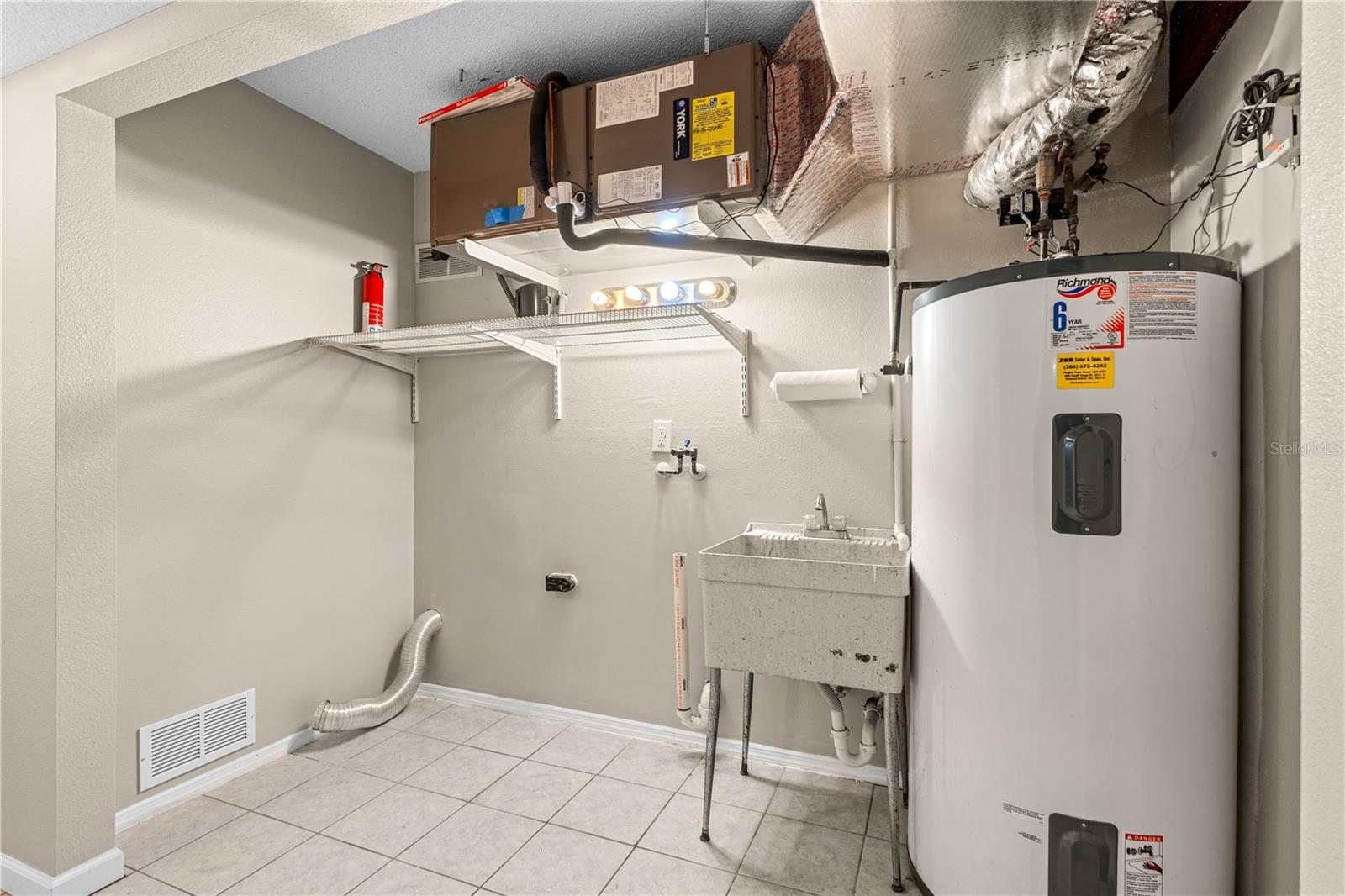 TOMOKA OAKS COUNTRY CLUB ESTATES - Residential