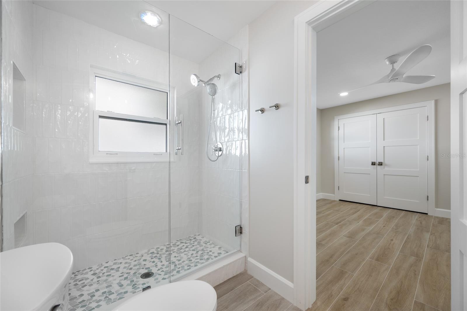 THREE PALMS POINT - Residential