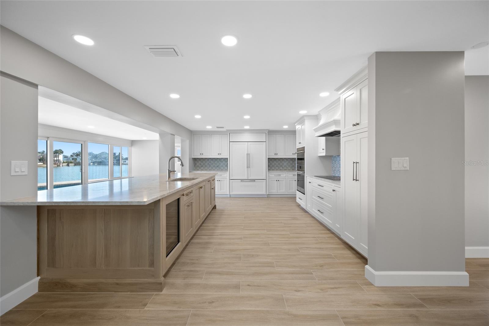 THREE PALMS POINT - Residential