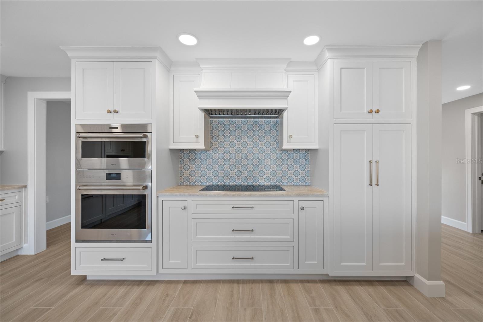 THREE PALMS POINT - Residential