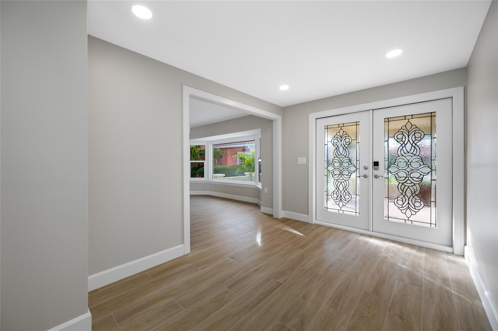 THREE PALMS POINT - Residential