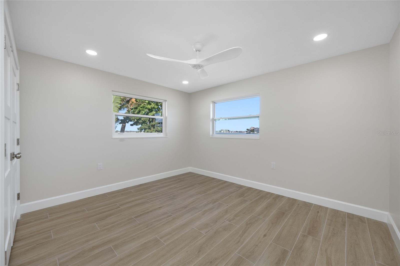 THREE PALMS POINT - Residential