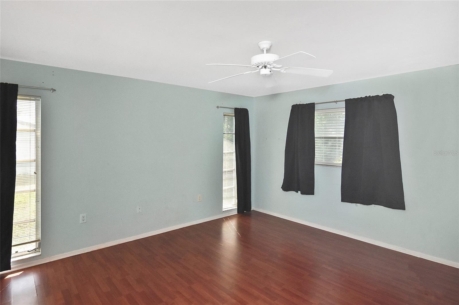 VENICE GARDENS - Residential