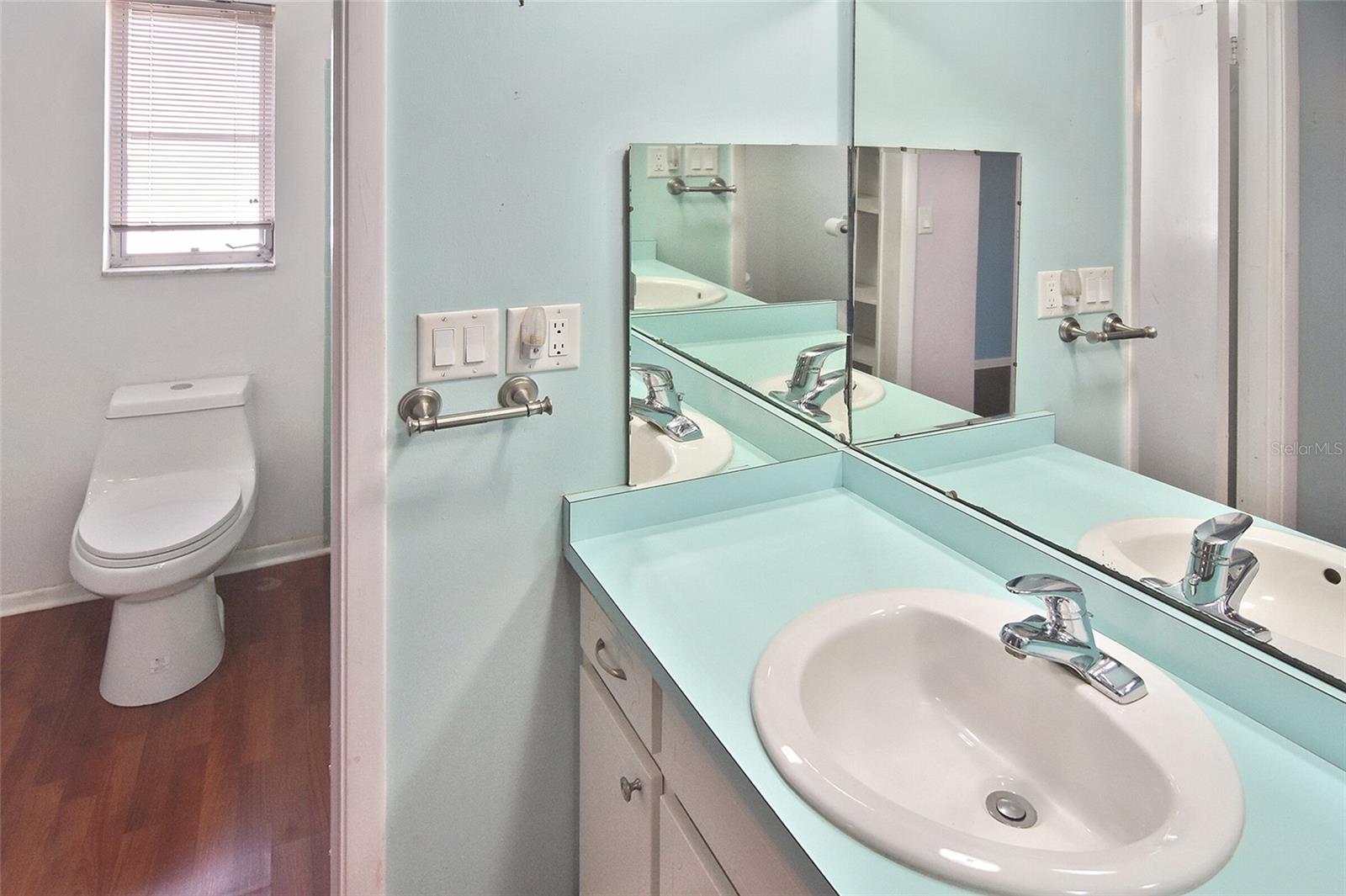 VENICE GARDENS - Residential