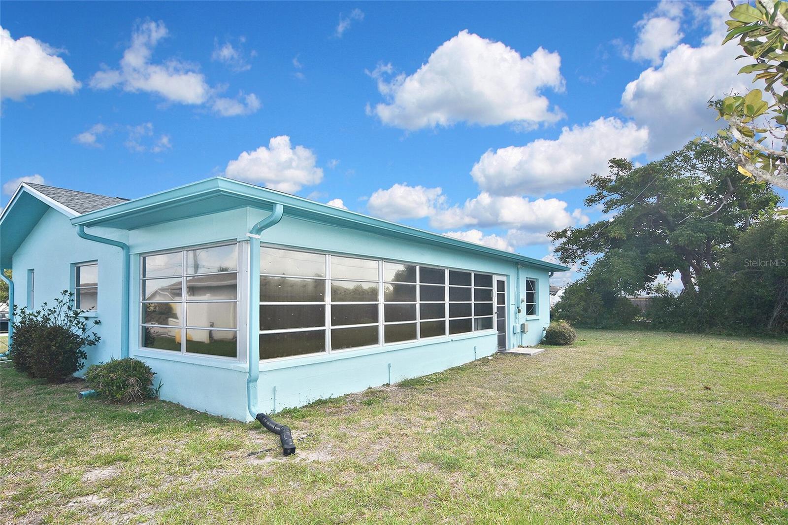 VENICE GARDENS - Residential