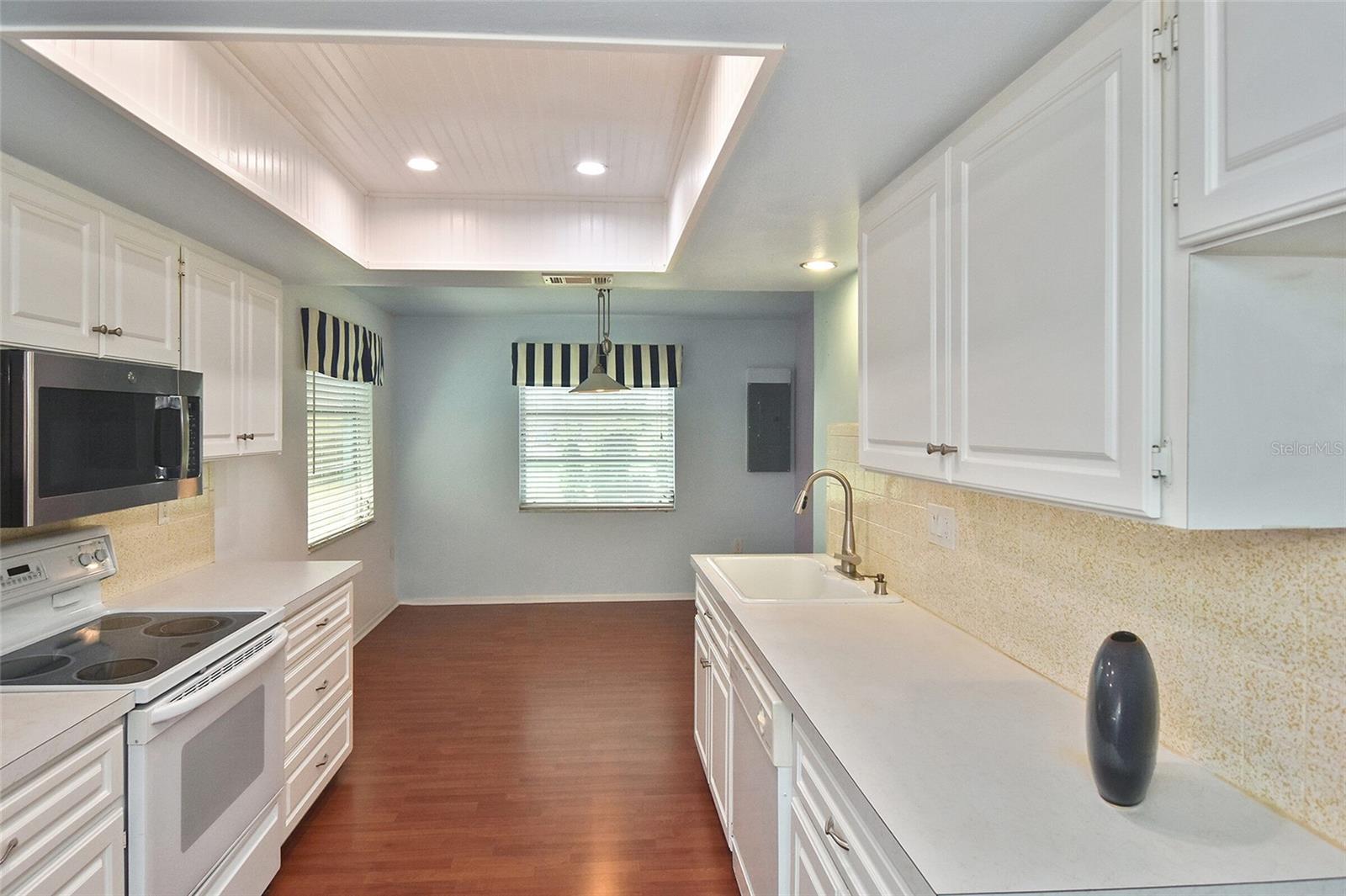 VENICE GARDENS - Residential