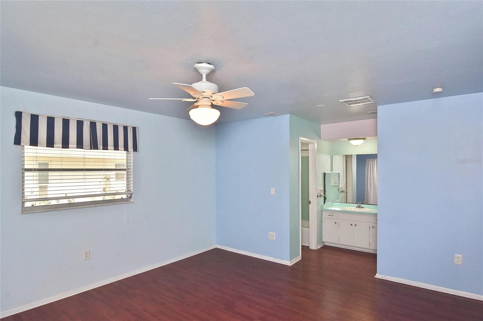 VENICE GARDENS - Residential