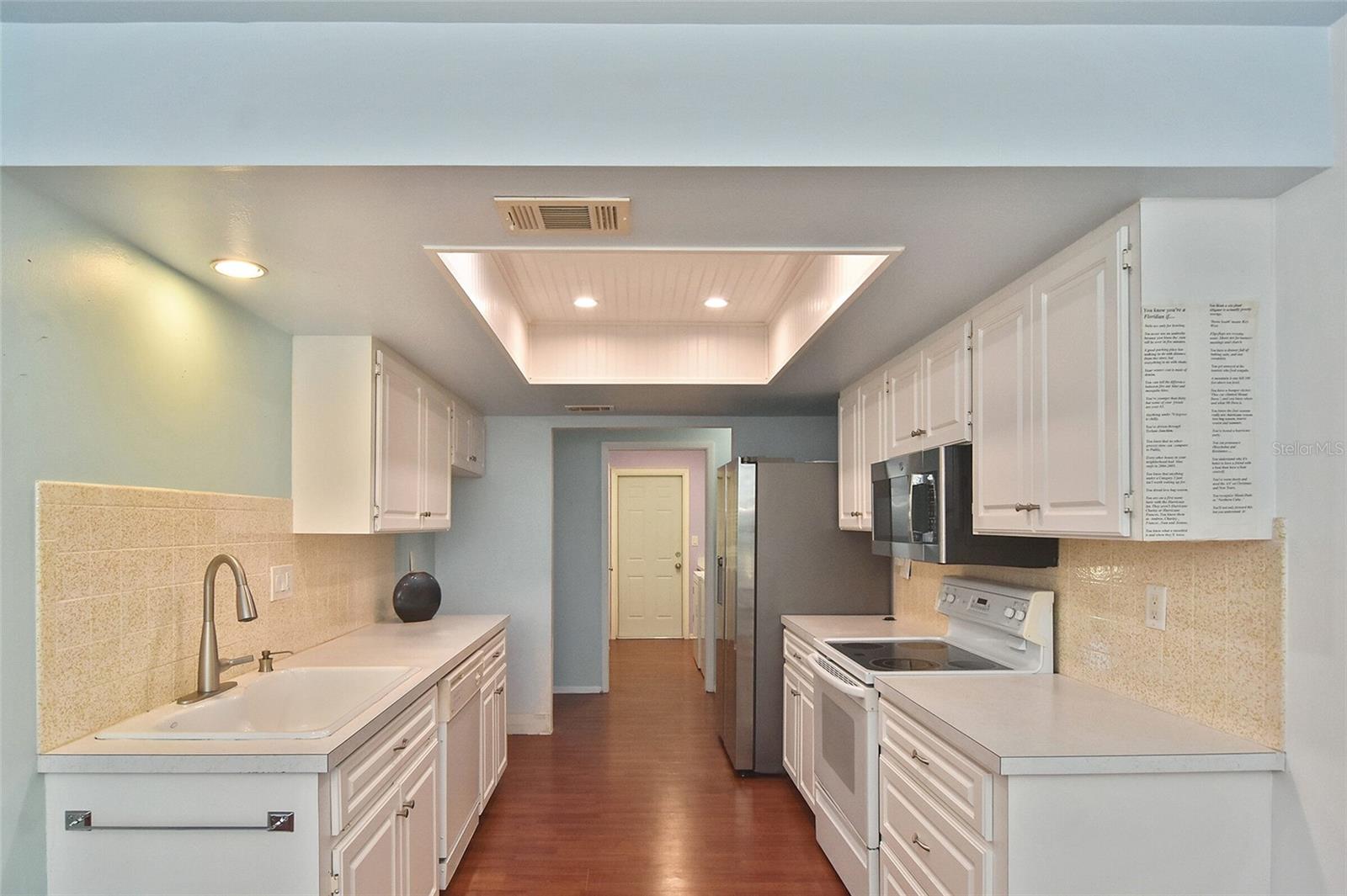 VENICE GARDENS - Residential