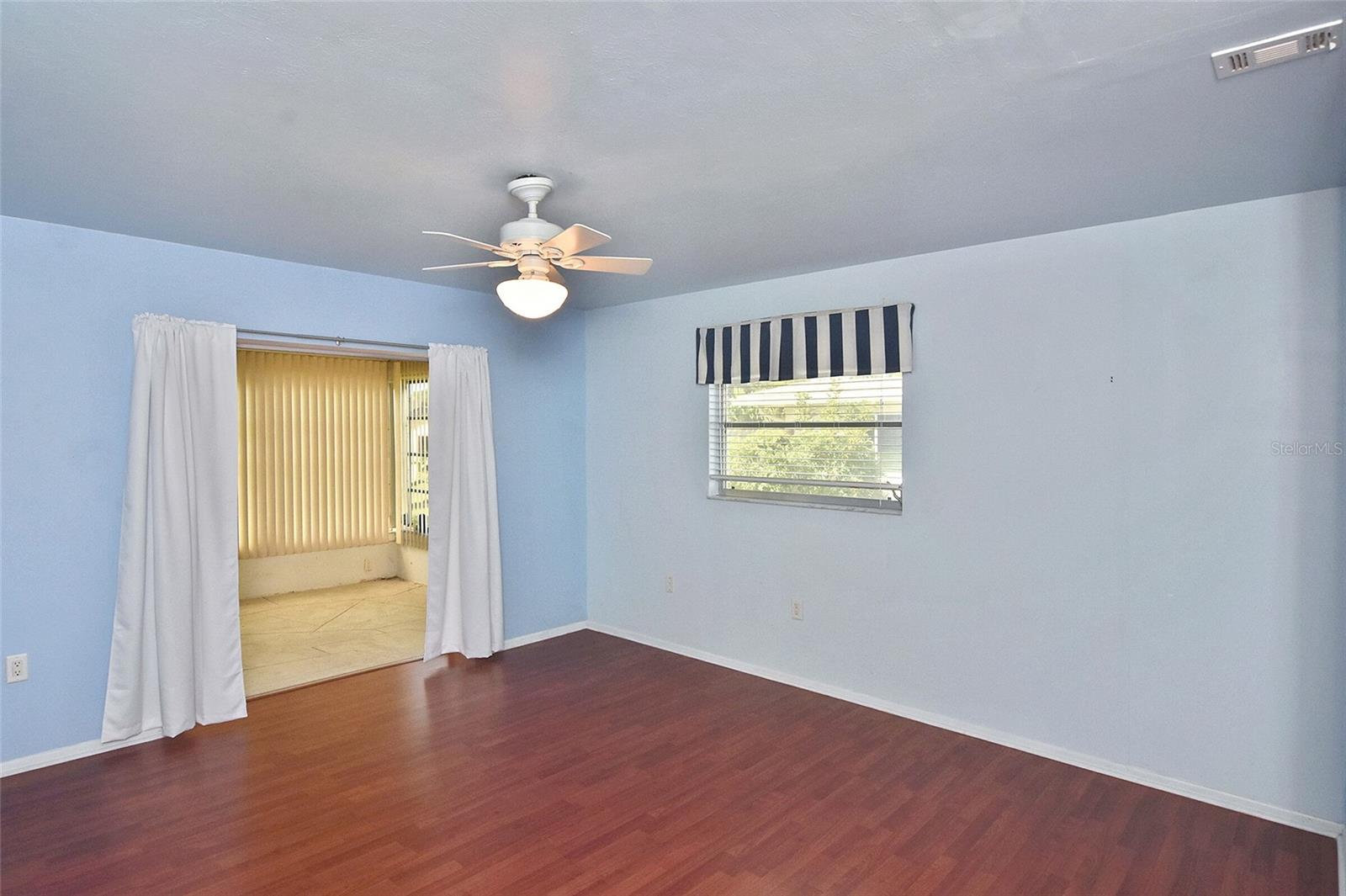 VENICE GARDENS - Residential