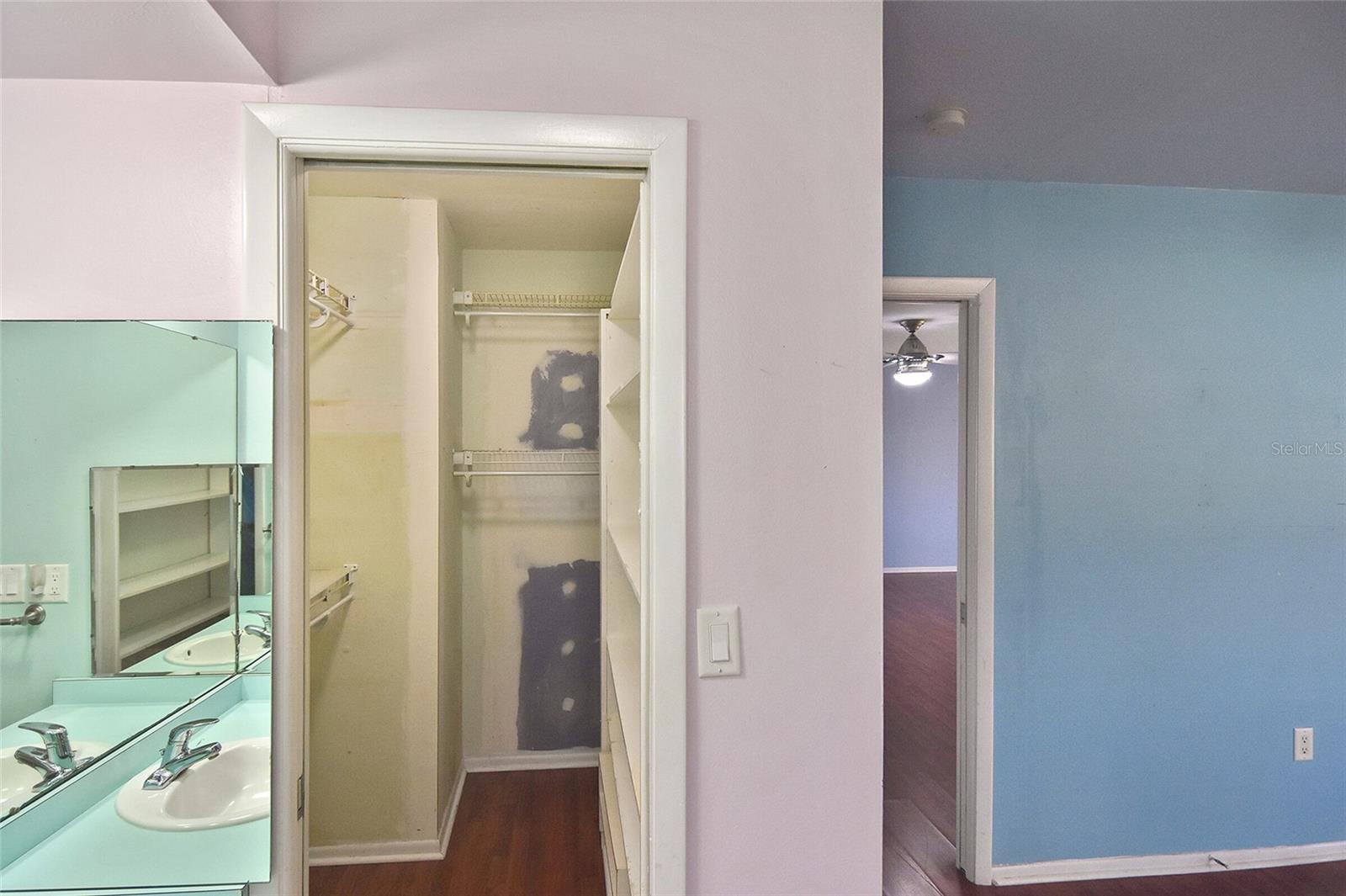 VENICE GARDENS - Residential