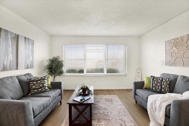 BAYWAY ISLES POINT BRITTANY FIVE - Residential