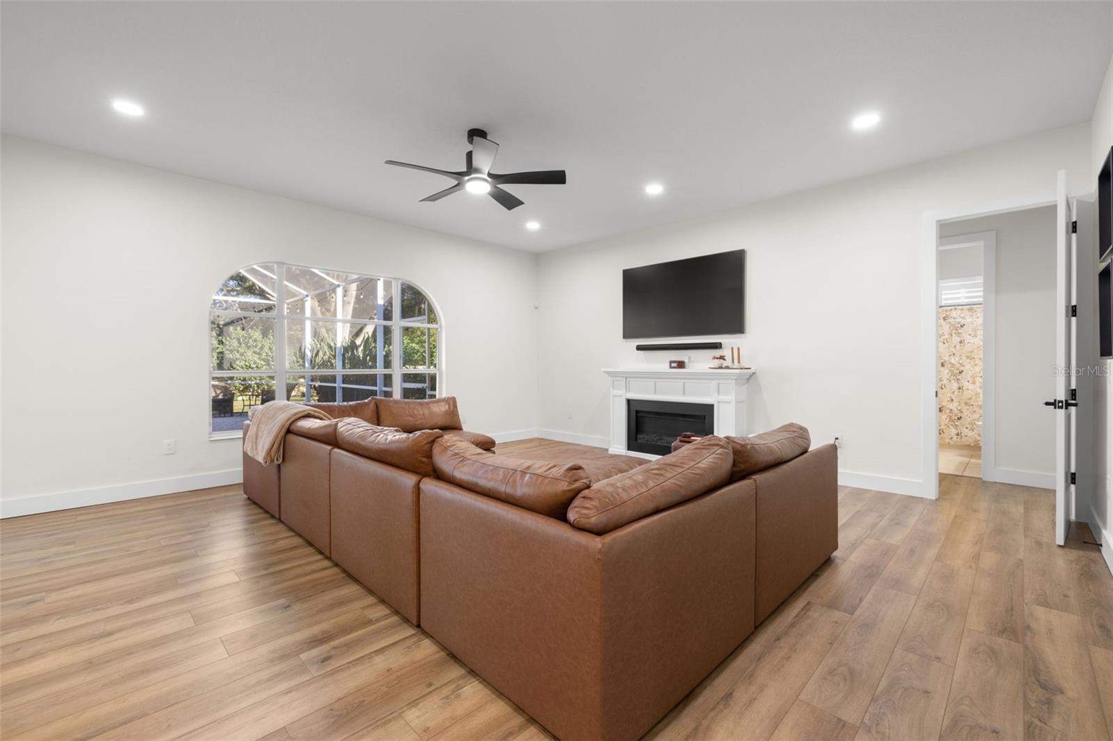 DEER CREEK - Residential