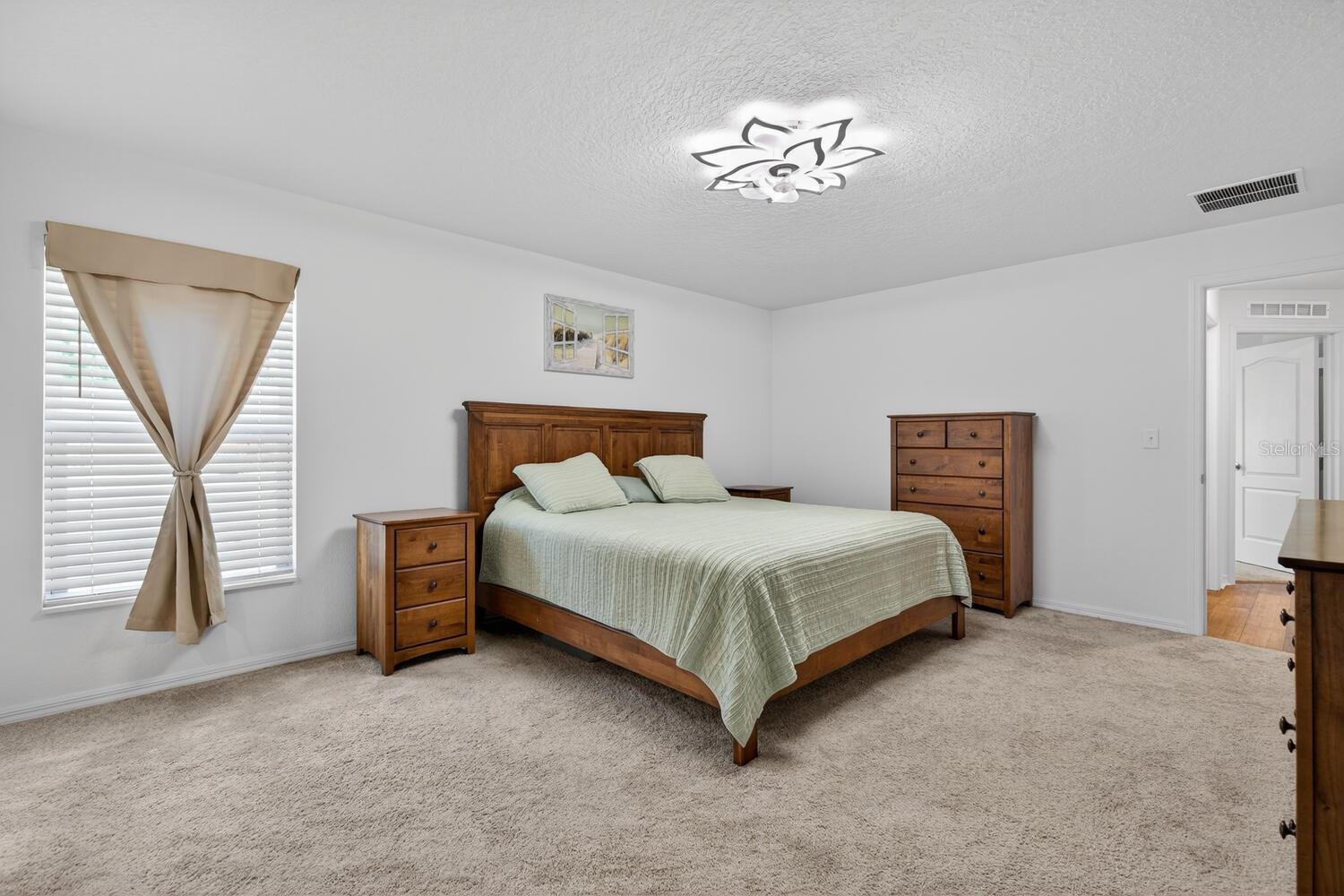 LEIGHIGH WOODS - Residential