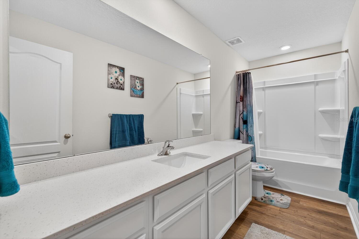 LEIGHIGH WOODS - Residential