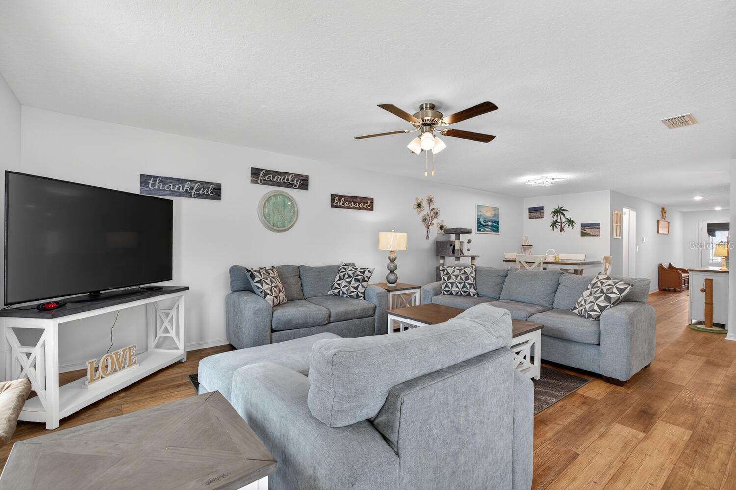 LEIGHIGH WOODS - Residential