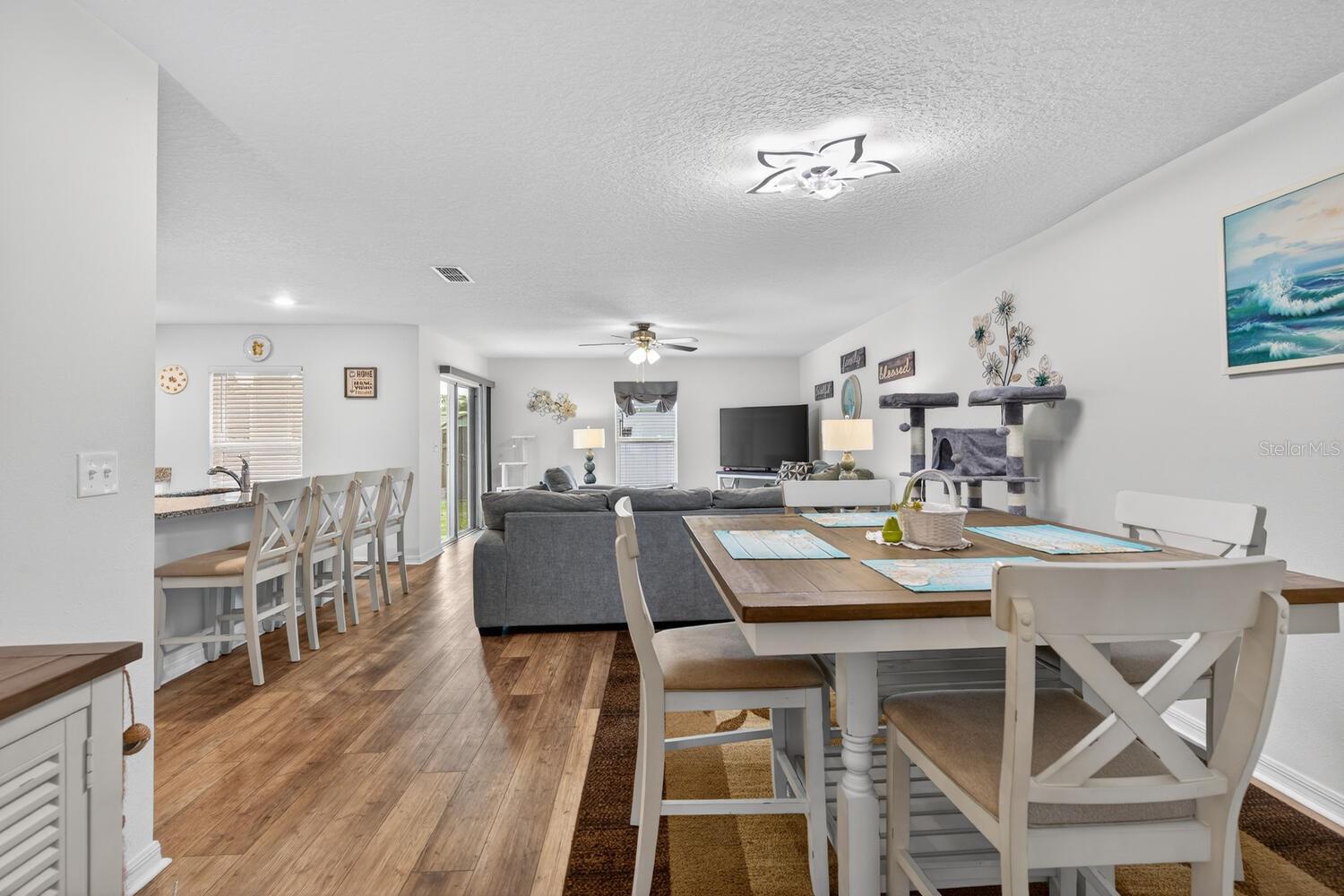 LEIGHIGH WOODS - Residential