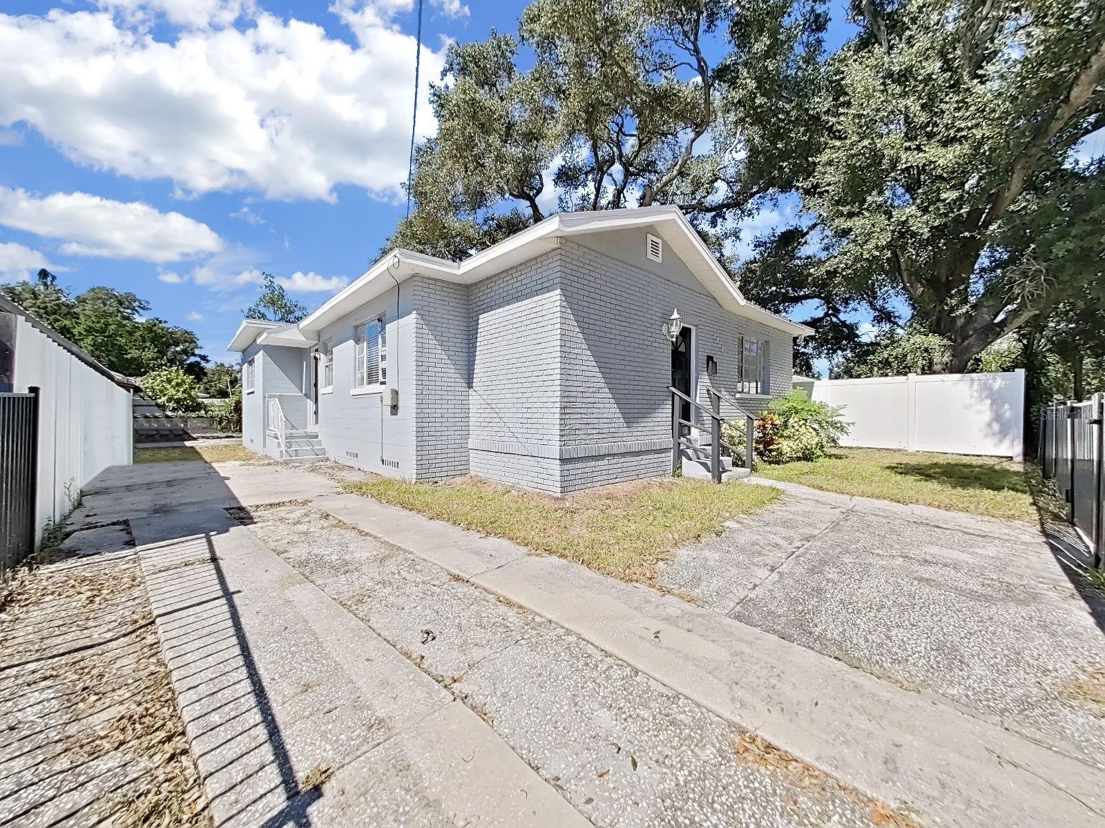 3414 N AVENIDA REPUBLICA DE CUBA