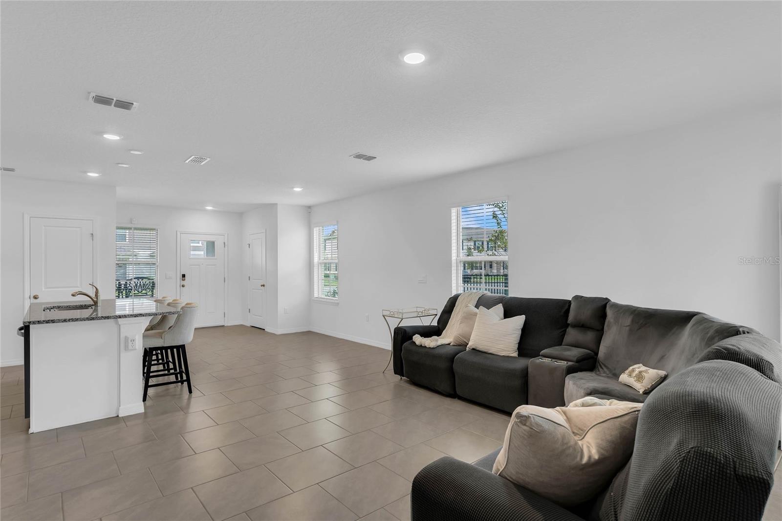 WATERLEIGH PH 4A - Residential Lease