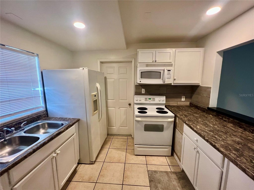 Photo of 624 Royalty Court #A, Kissimmee, FL 34758 (MLS # S5159480)
