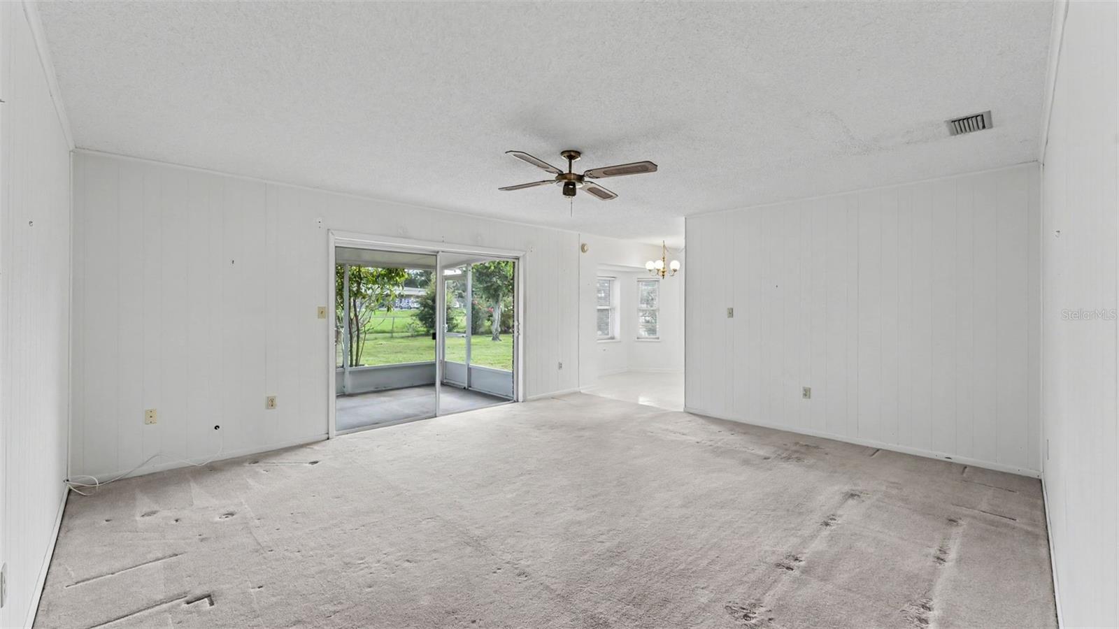 1050 BEARCREEK DRIVE