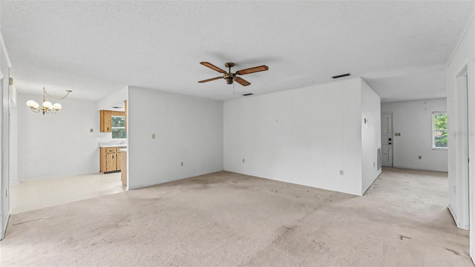 1050 BEARCREEK DRIVE
