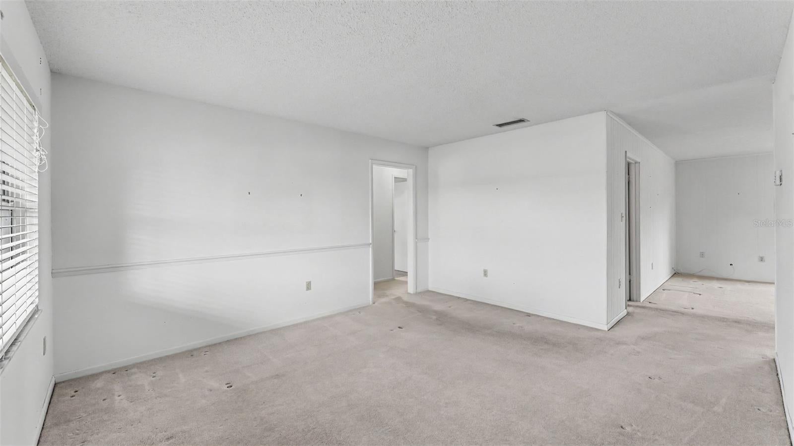 1050 BEARCREEK DRIVE