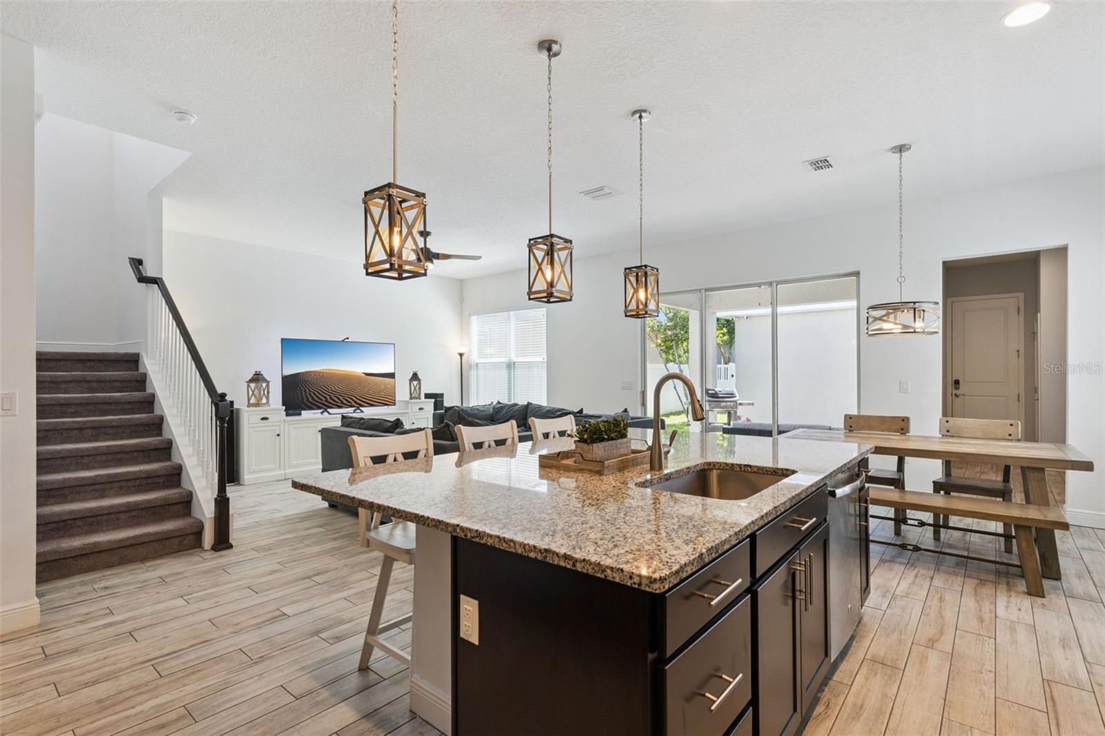 HIGHLANDS/SUMMERLAKE GRVS PH 2 - Residential