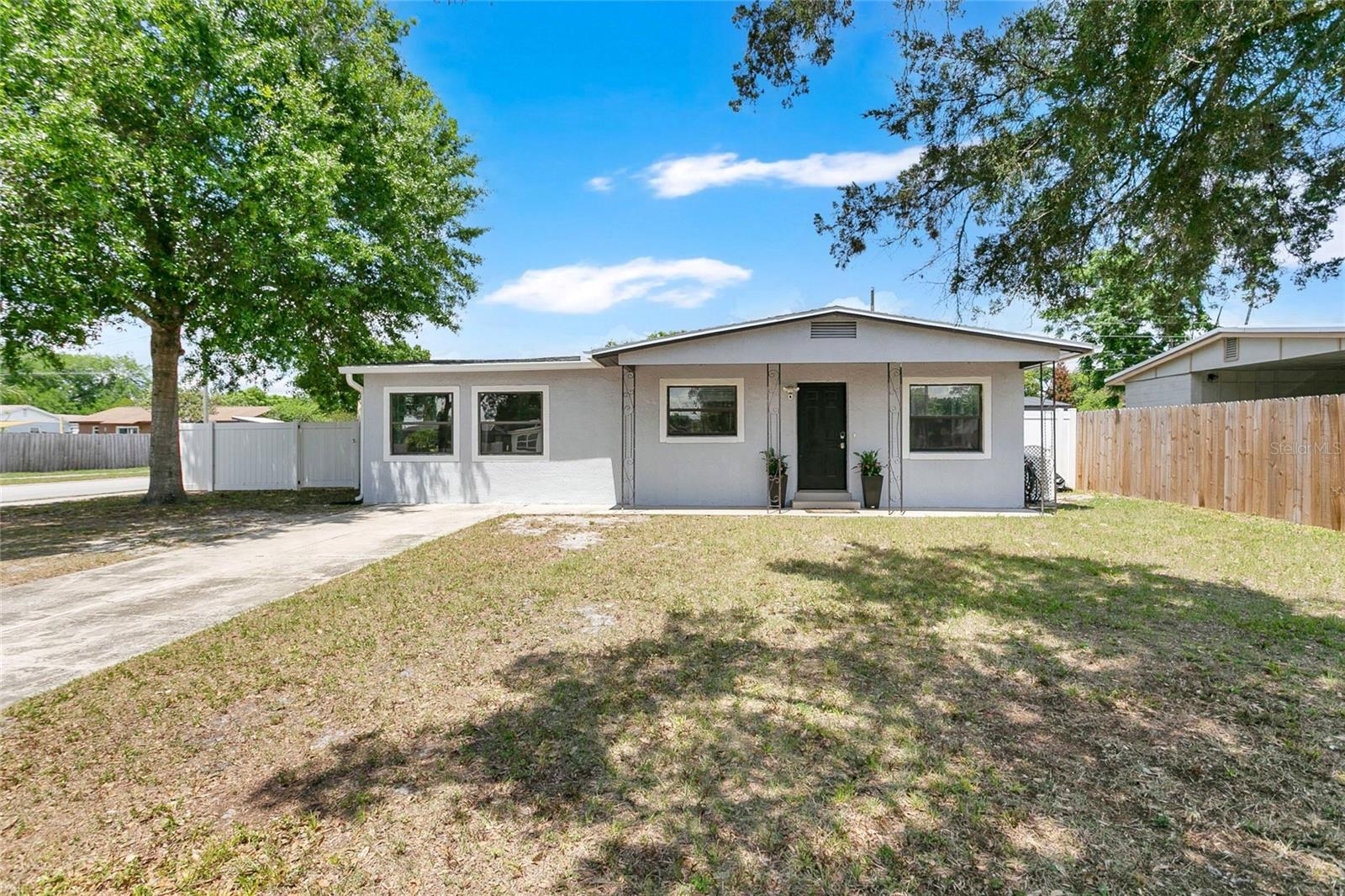 498 CLEMSON DRIVE
