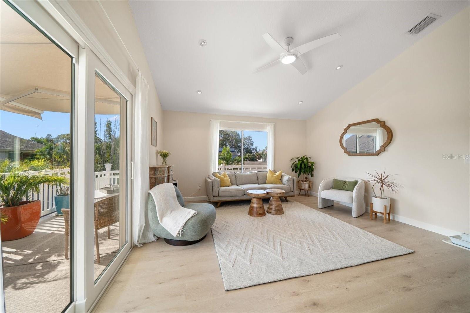 INDIAN BLUFF ISLAND - Residential Lease