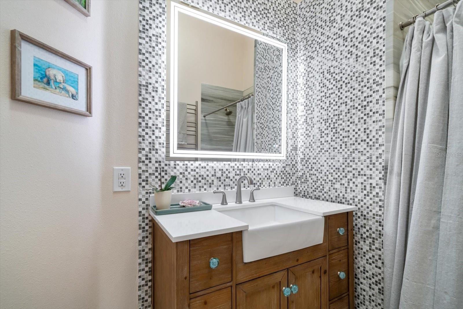 INDIAN BLUFF ISLAND - Residential Lease