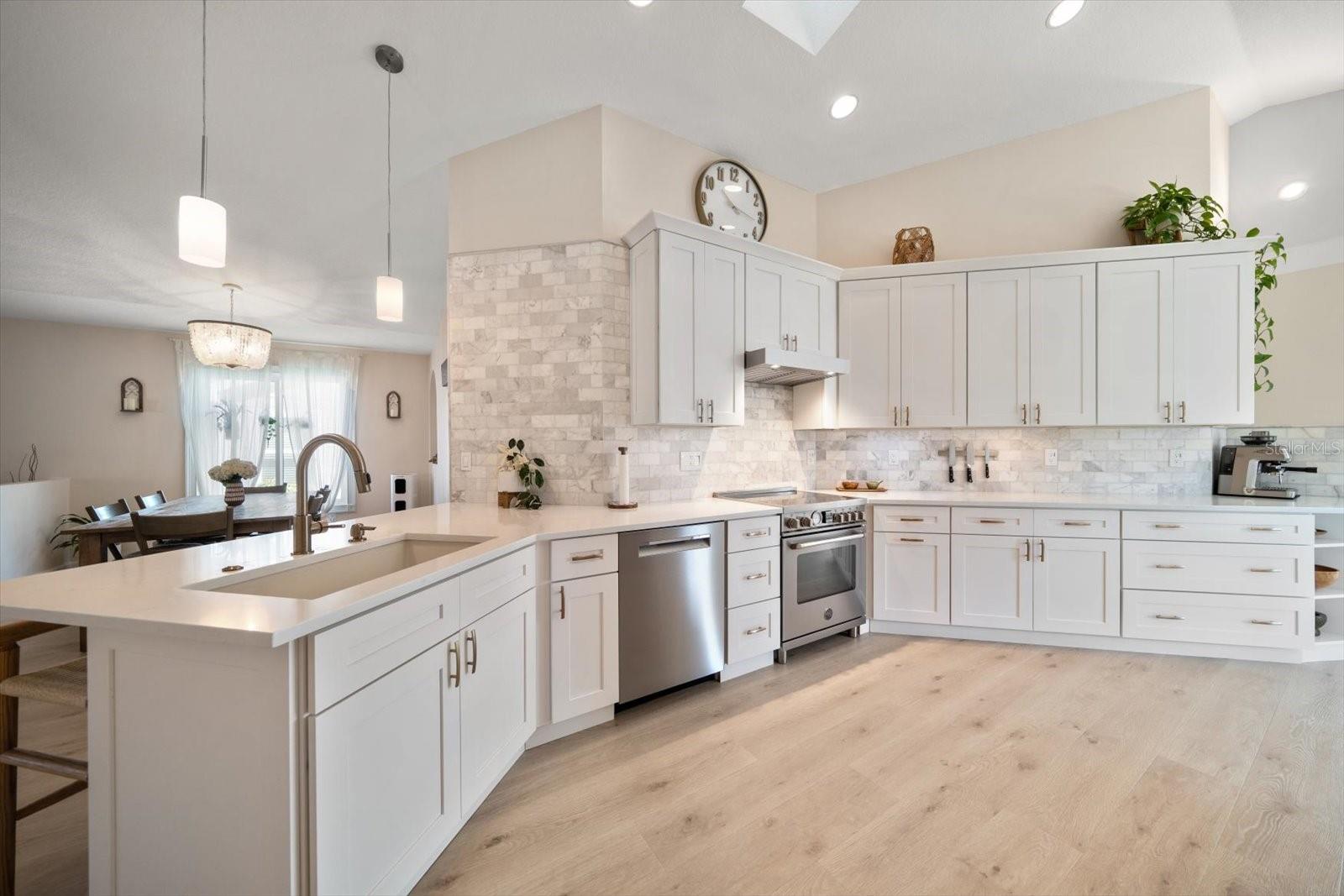 INDIAN BLUFF ISLAND - Residential Lease