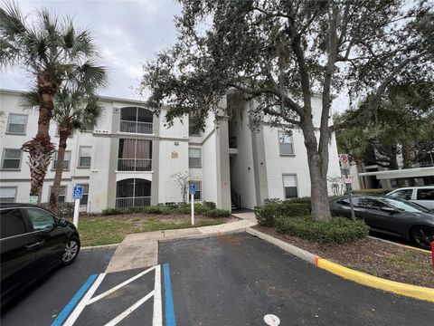 Photo of 2537 Maitland Crossing Way #308, Orlando, FL 32810 (MLS # O6347422) Photo of 2537 Maitland Crossing Way #308, Orlando, FL 32810 (MLS # O6347422)