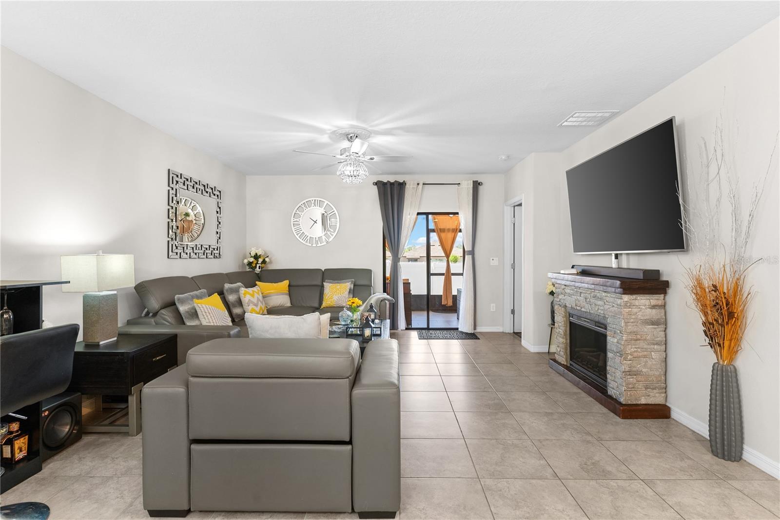 AYERSWORTH GLEN PH 3C - Residential